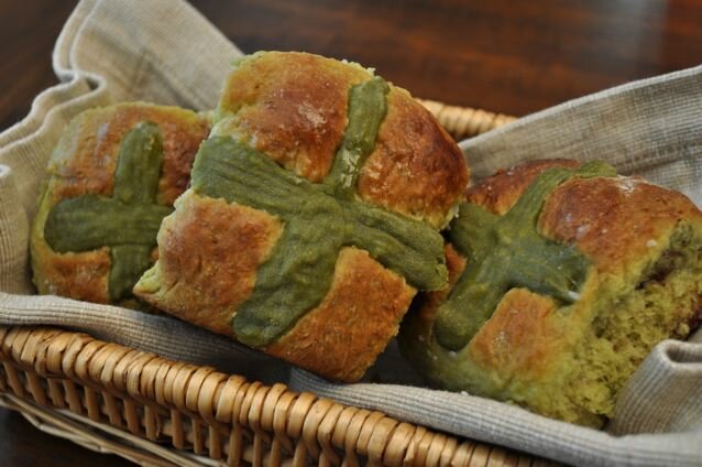 Green Tea & Azuki Hot Cross Buns