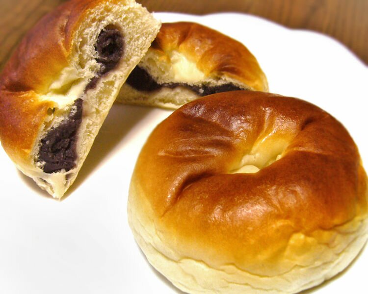 Anpan 750px-Bean-jam-bun,anpan,katori-city,japan