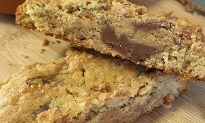 Peanut Butter & Chocolate Stuffed Cookies