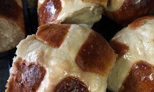 Chai Apple Hot Cross Buns